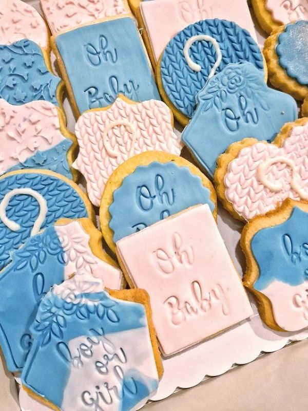 Biscotti personalizzati per Gender Reveal - Caramello Salato Lab