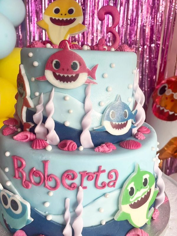 Torta di compleanno Baby Shark - Le dolcezze di Liz