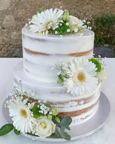 Torta per matrimonio - nude cake decorata con fiori freschi @Scatti_Gustosi